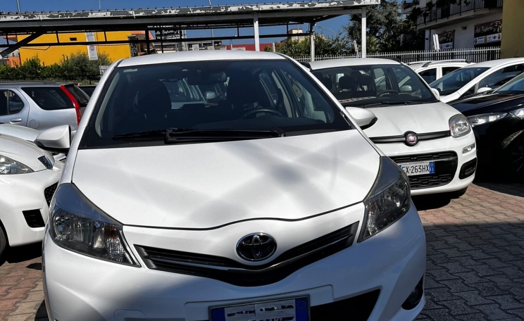 toyota yaris..